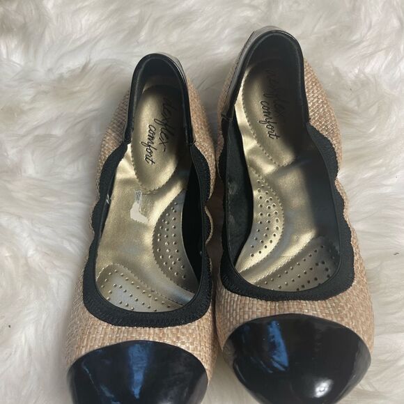 Dexflex comfort synthetic beige woven & black patent slip on flats SZ9 - Picture 8 of 10
